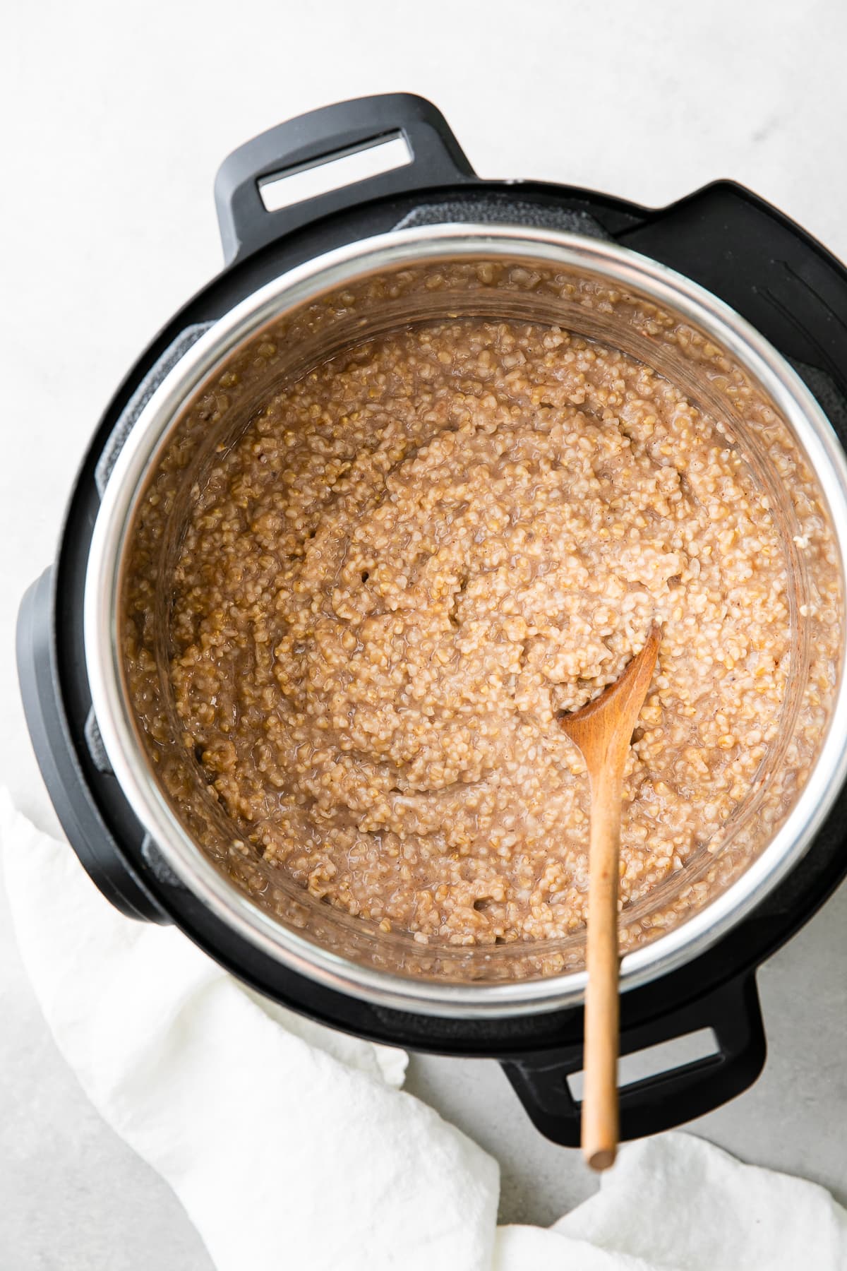 top down view of freshly make batch of Instant Pot steel cut oats.