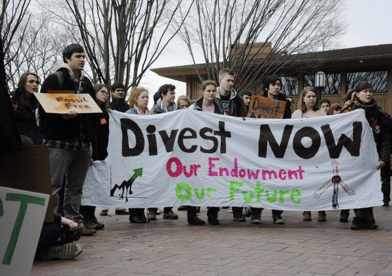 The Power of Divestment: Getting Money Out of Fossil Fuels